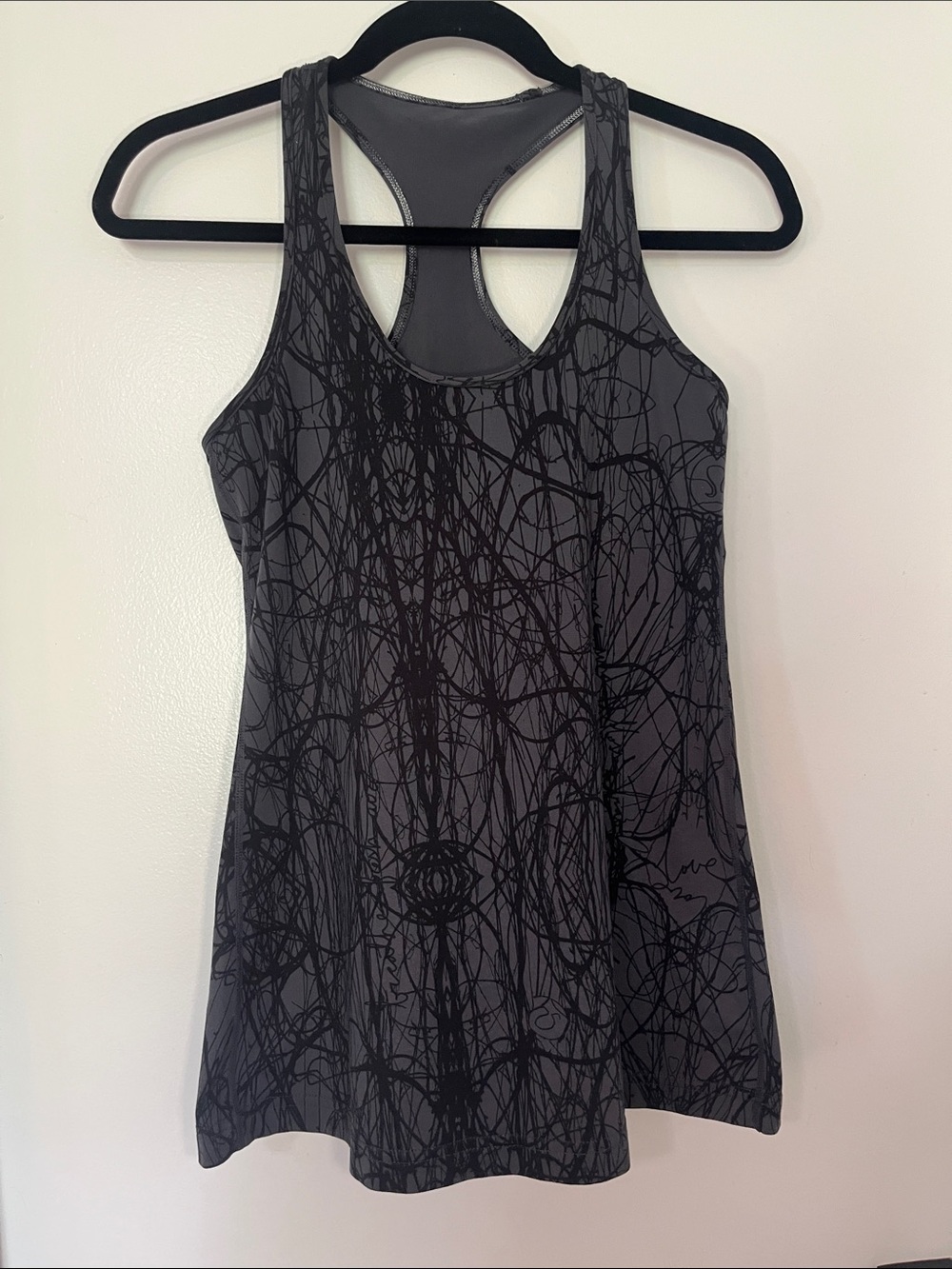 Lululemon Cool Racerback Tank Coal Ground Nesting Black Bird Print Size 4